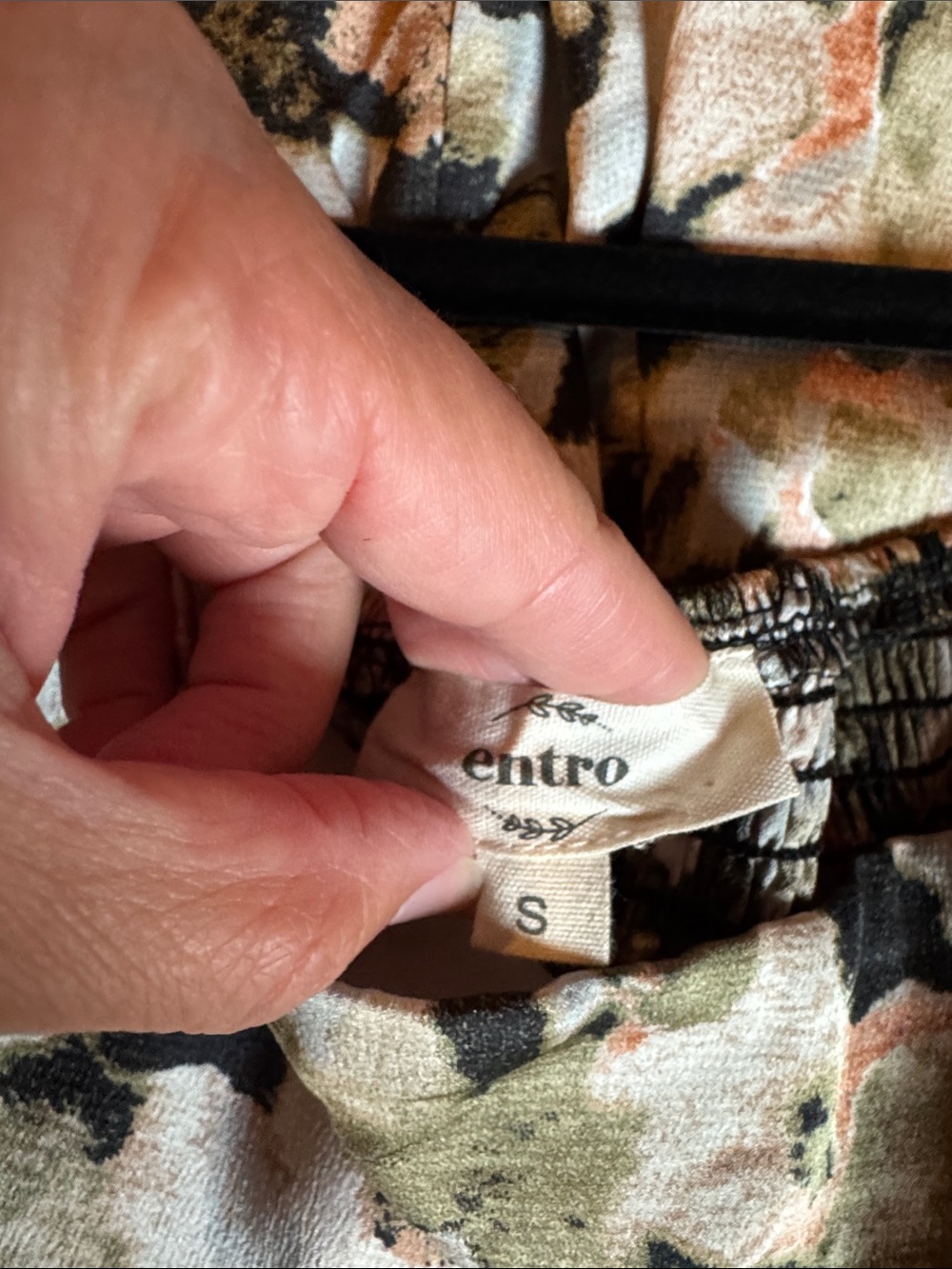 entro Multi-Color Floral Midi Dress - Picture 4 of 8